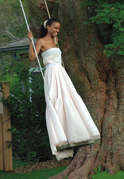 نجاح كبير Wedding Dresses - Joy Bryant