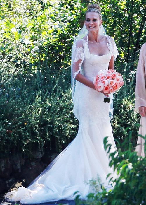 نجاح كبير Wedding Photos - Molly Sims and Scott Stuber