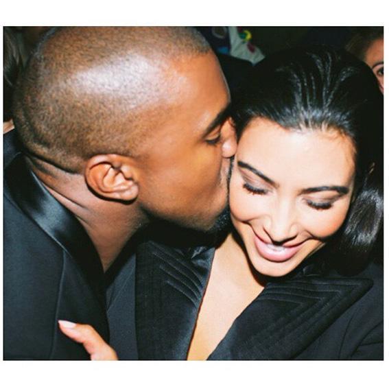 طيف Couples Instagram - Kim Kardashian West + Kanye West