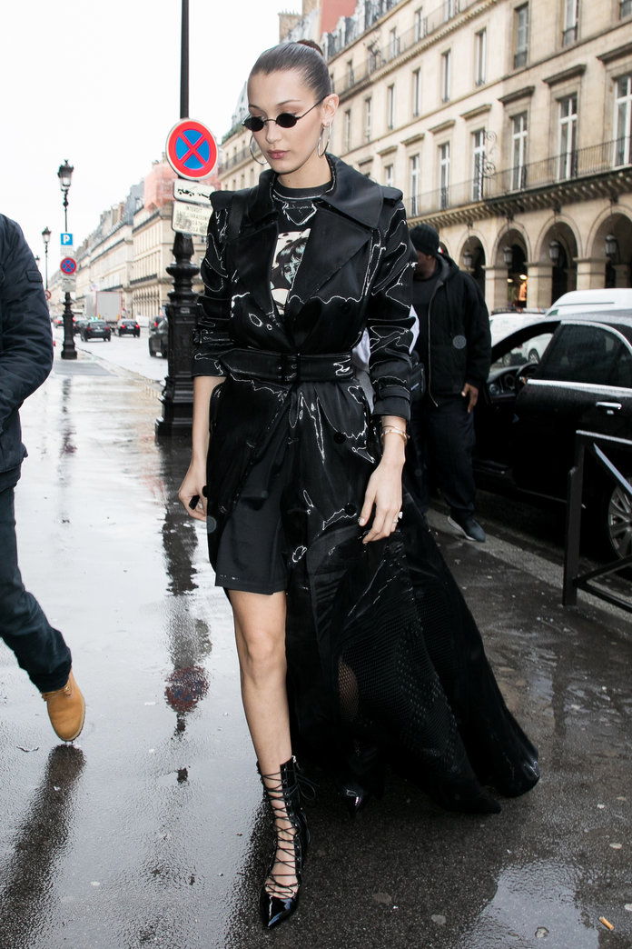 بيلا Hadid - Front Row Paris Couture