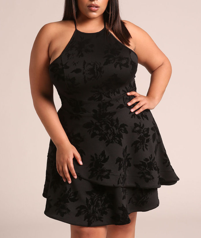 أسود floral dress with ruffle layers