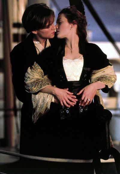 ليقوني Kisses - Titanic - Leonardo DiCaprio