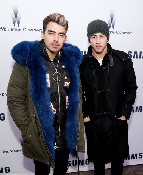 شق Jonas - Joe Jonas - Sundance