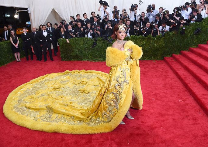 لها Met Gala gown was truly regal. 