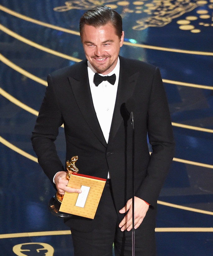 حفل توزيع جوائز الأوسكار 2016 Leonardo DiCaprio Oscar Win