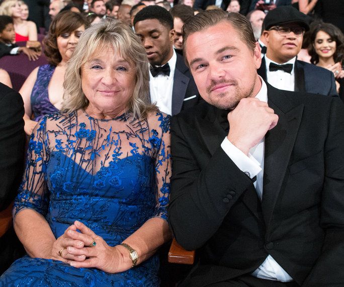 و took Mom as his date to the Oscars, obvi. 