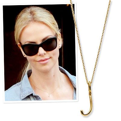 تشارليز Theron in a dalla nonna necklace