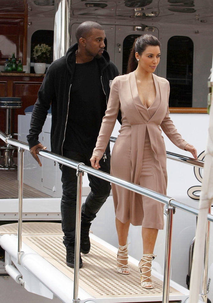 كيم Kardashian and Kanye West (2012) 
