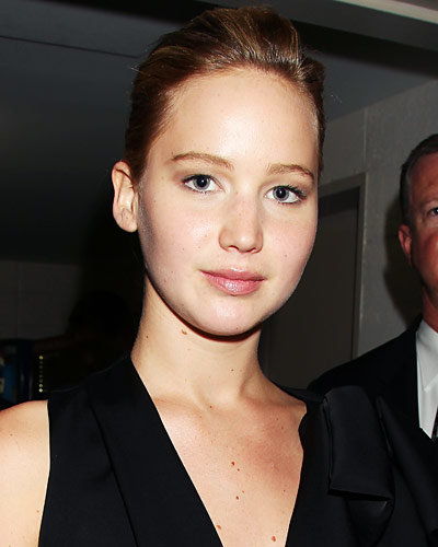 تحسين Your Arches - Bare-Faced Beauty - Jennifer Lawrence