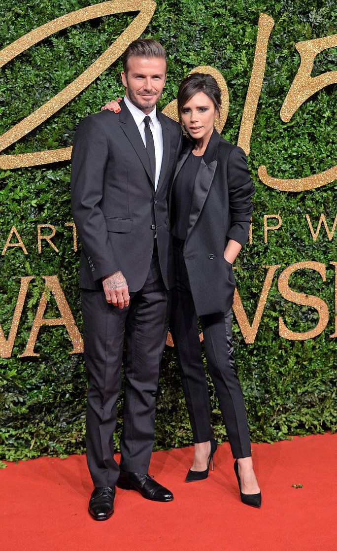 فيكتوريا and David Beckham; married for 16 years. 