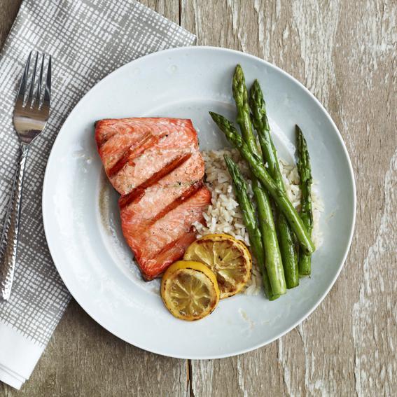 مرجة Michele's recipe for salmon and asparagus from 'Brunette Ambition'