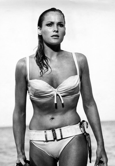 ليقوني Swimsuits - Ursula Andress