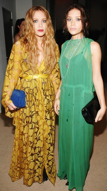 ماري كيت Olsen and Ashley Olsen in yellow and green dresses