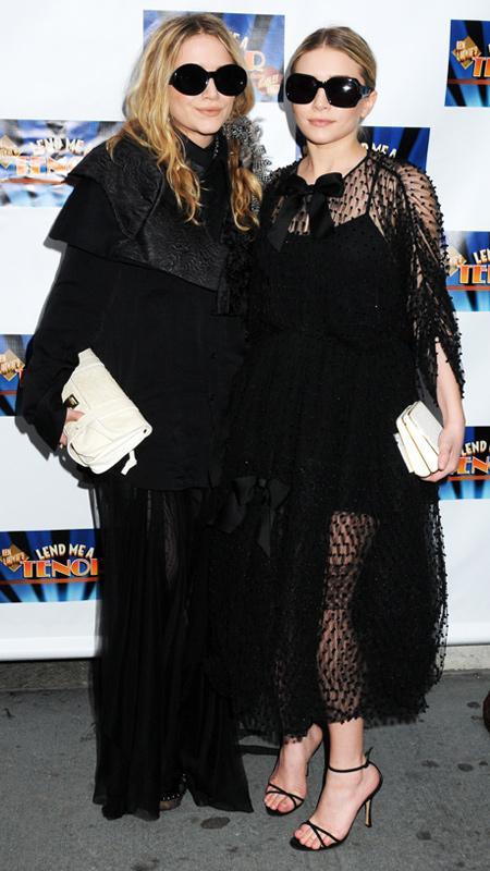 مريم العذراء Kate and Ashley Olsen attend Broadway Opening of 