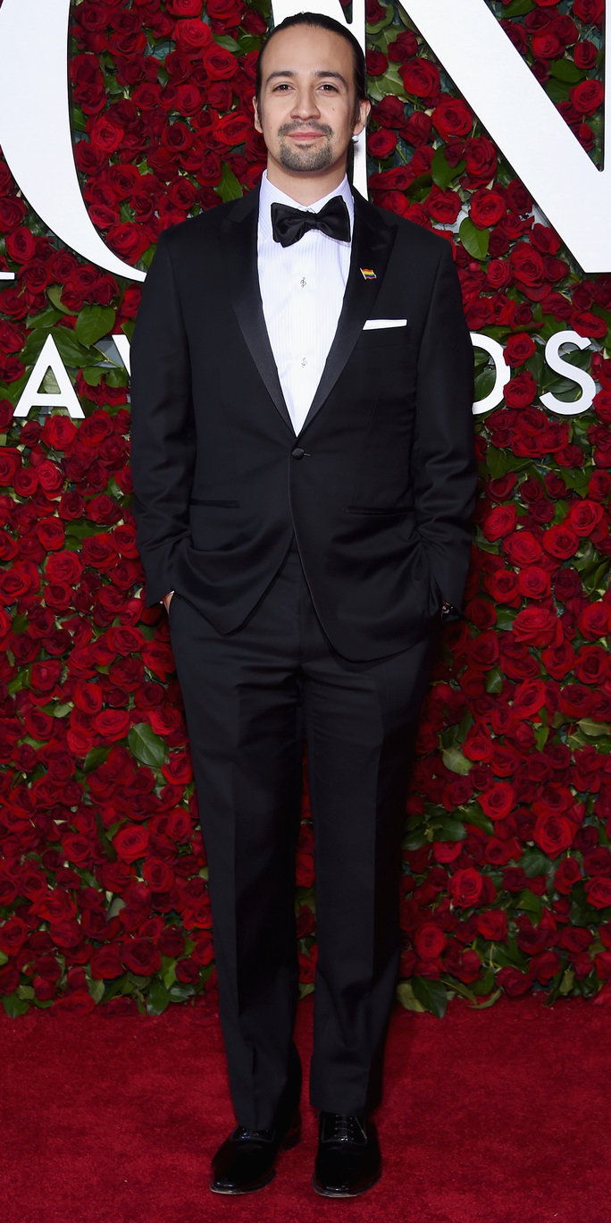 لين مانويل Miranda attends the 70th Annual Tony Awards at The Beacon Theatre on June 12, 2016 in New York City. 