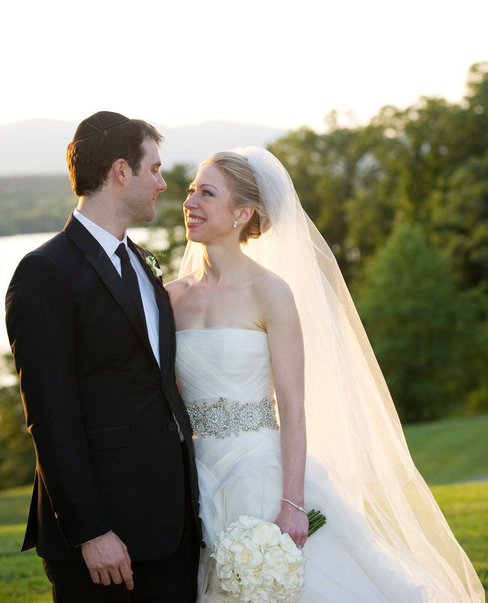 نجاح كبير Wedding Planners - Chelsea Clinton - Embed