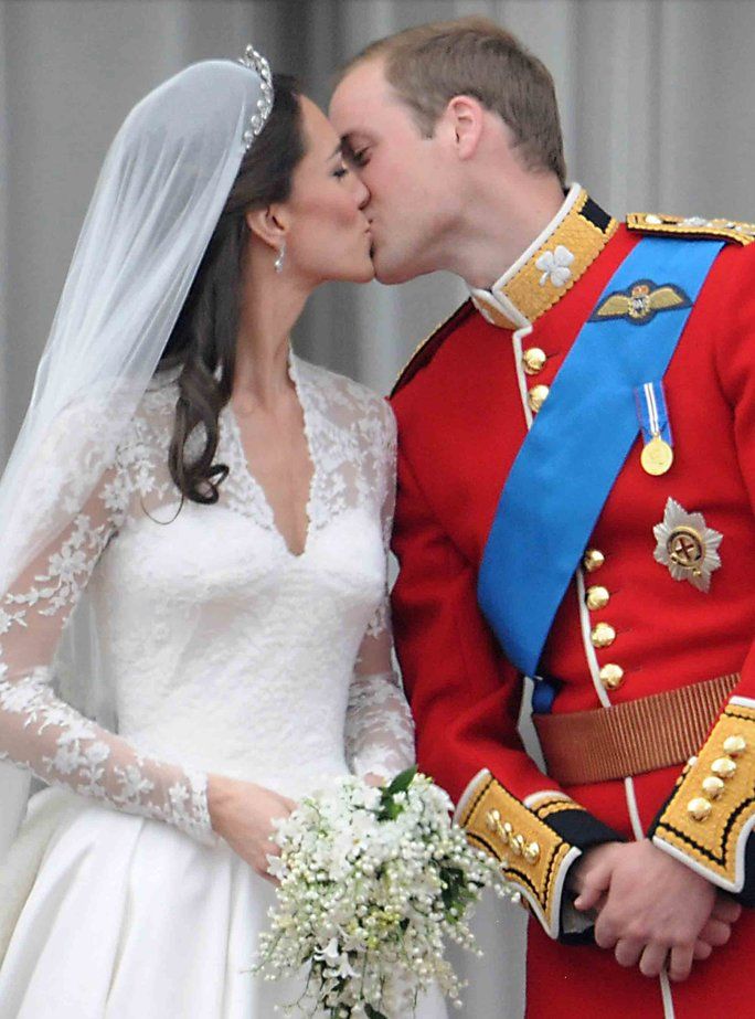 كاثرين Middleton and Prince William, Duke of Cambridge 