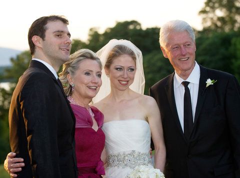Цхелсеа Clinton Wedding - July 31, 2010 - EMBED 2