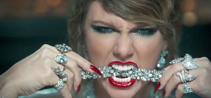 تايلور Swift Look What You Made Me Do Lead 