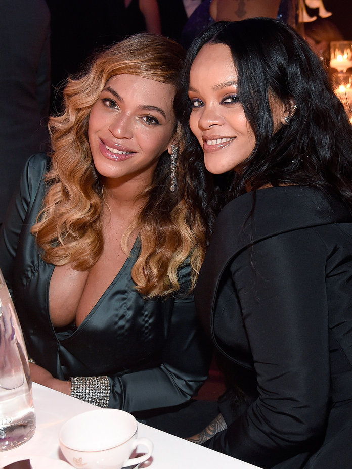 بيونسيه and Rihanna 
