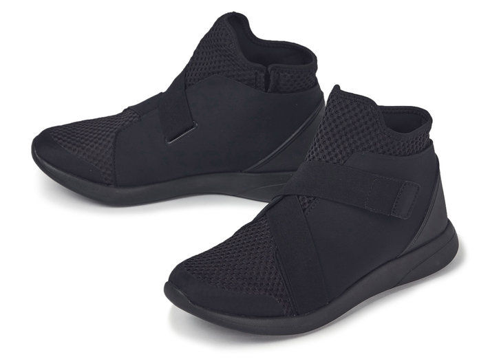 Fabletics Terra Strap High-Top 