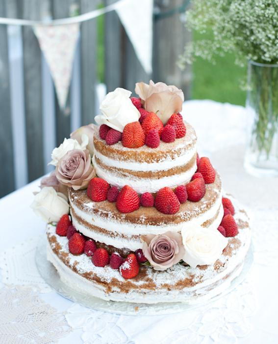 عار Wedding Cake from Top of the Hill Bakery