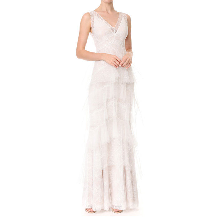 ماركيزا Notte Lace Gown with Tiered Skirt