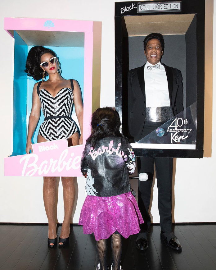 بيونسيه، Jay Z, and Blue Ivy Carter as Barbie Dolls 