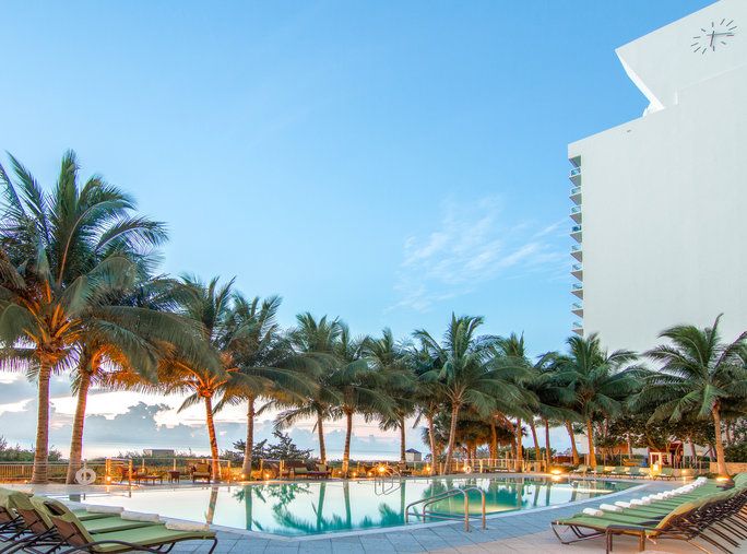 السفر Deals - Carillon Miami Beach