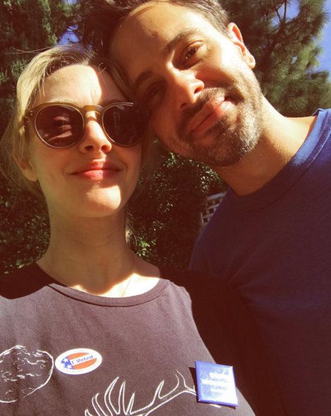 AMANDA SEYFRIED AND THOMAS SADOSKI 