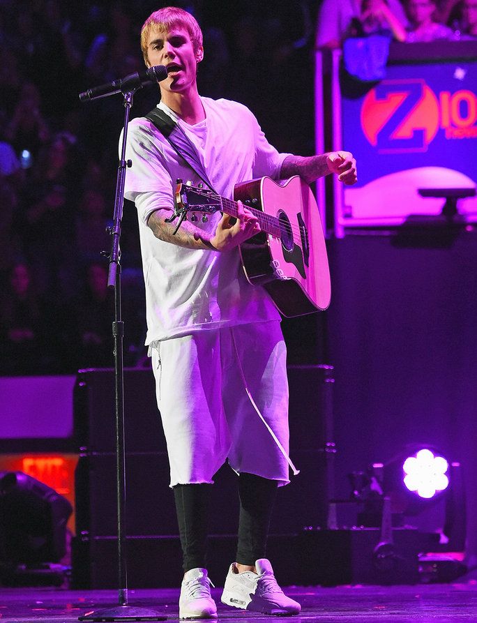 JUSTIN BIEBER'S ACOUSTIC SET 