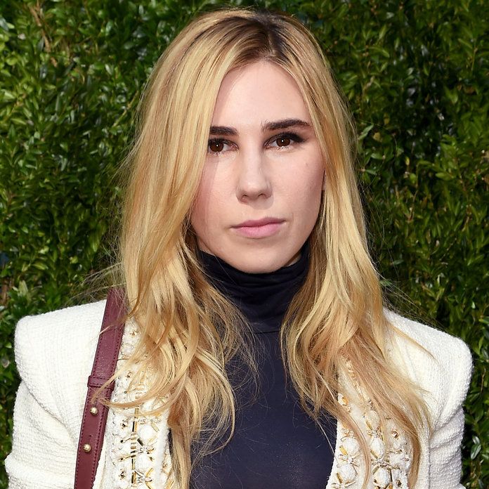 المشاهير Who Revealed Health Issues in 2017 - Zosia Mamet