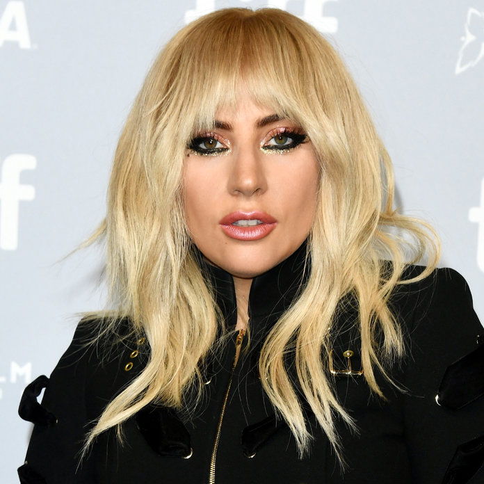 المشاهير Who Revealed Health Issues in 2017 - Lady Gaga