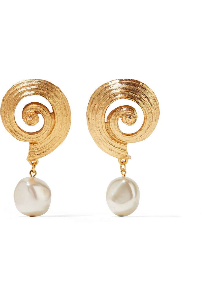 Позлаћени faux pearl clip earrings
