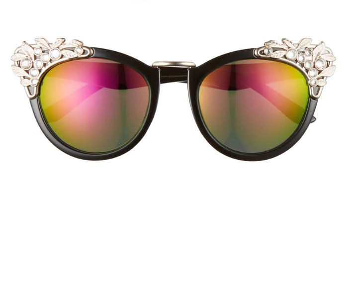 ليث 53mm Crystal Embellished Cat Eye Sunglasses