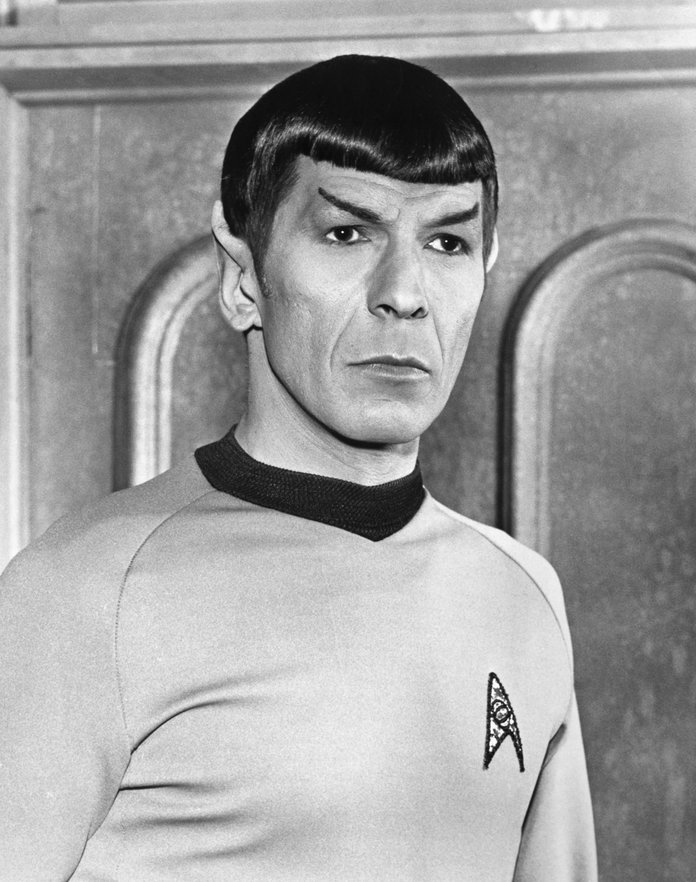 ليونارد Nimoy as Spock in Star Trek
